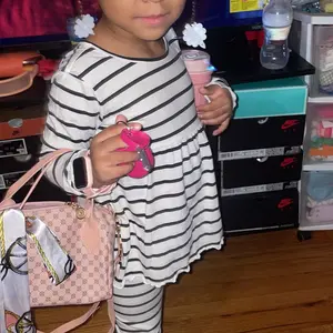 Realistic Handbag Toy Set for Girls, Colorful Pretend Play Accessories Including Phone, Wallet and Makeup Toys, Perfect Birthday Gift, Kids Vanity