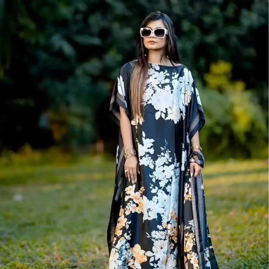 Blooming Flowers Black