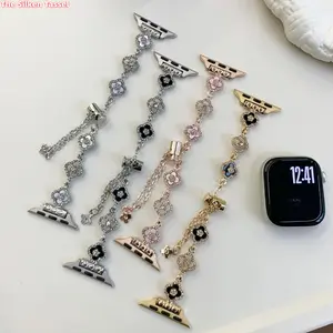 Four Leaf Clover Watch Band, Delicate Fashion Strap, Elegant Minimalist Accessory Compatible with Apple Watch 1 To S10 for Daily Casual Dating And Daily Styling
