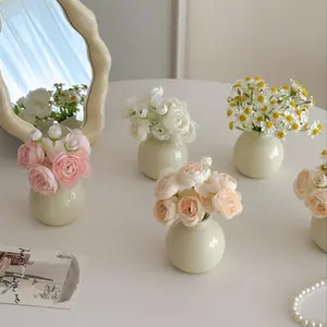 Mini Ceramic Vase Set, 5 Counts/set Artificial Flower Vase with Flower, Decorative Flower Vase, Flower Arrangement Vase for Home Office Desktop Decoration, Ornaments, Cute Desktop Decoration