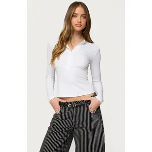 Edikted Women's Jaelyn Ribbed Henley T-Shirt