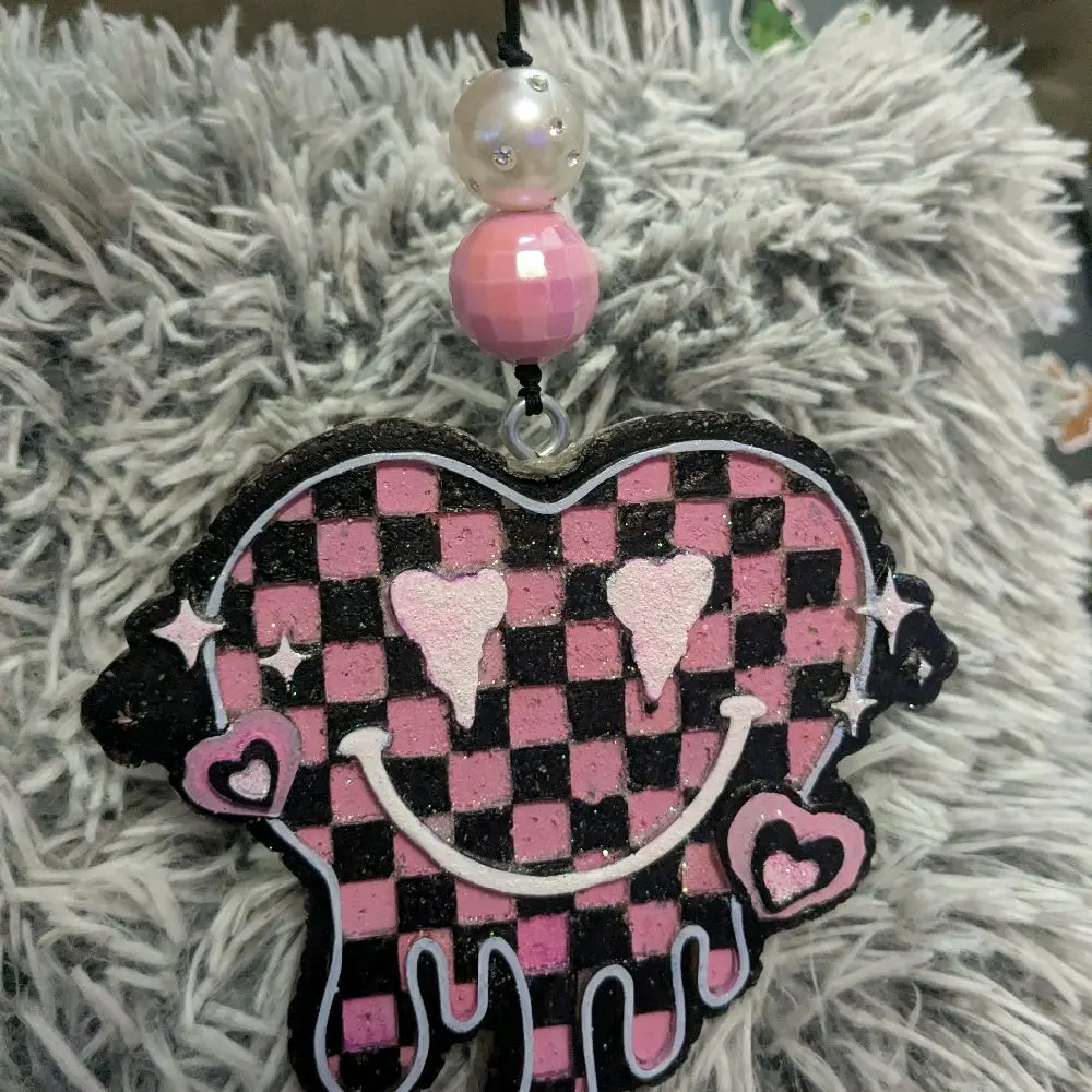 Melty Checkered Scented Dripping Smiley Face Car Freshie, Long-Lasting Fragrance Air Freshener for Vehicles