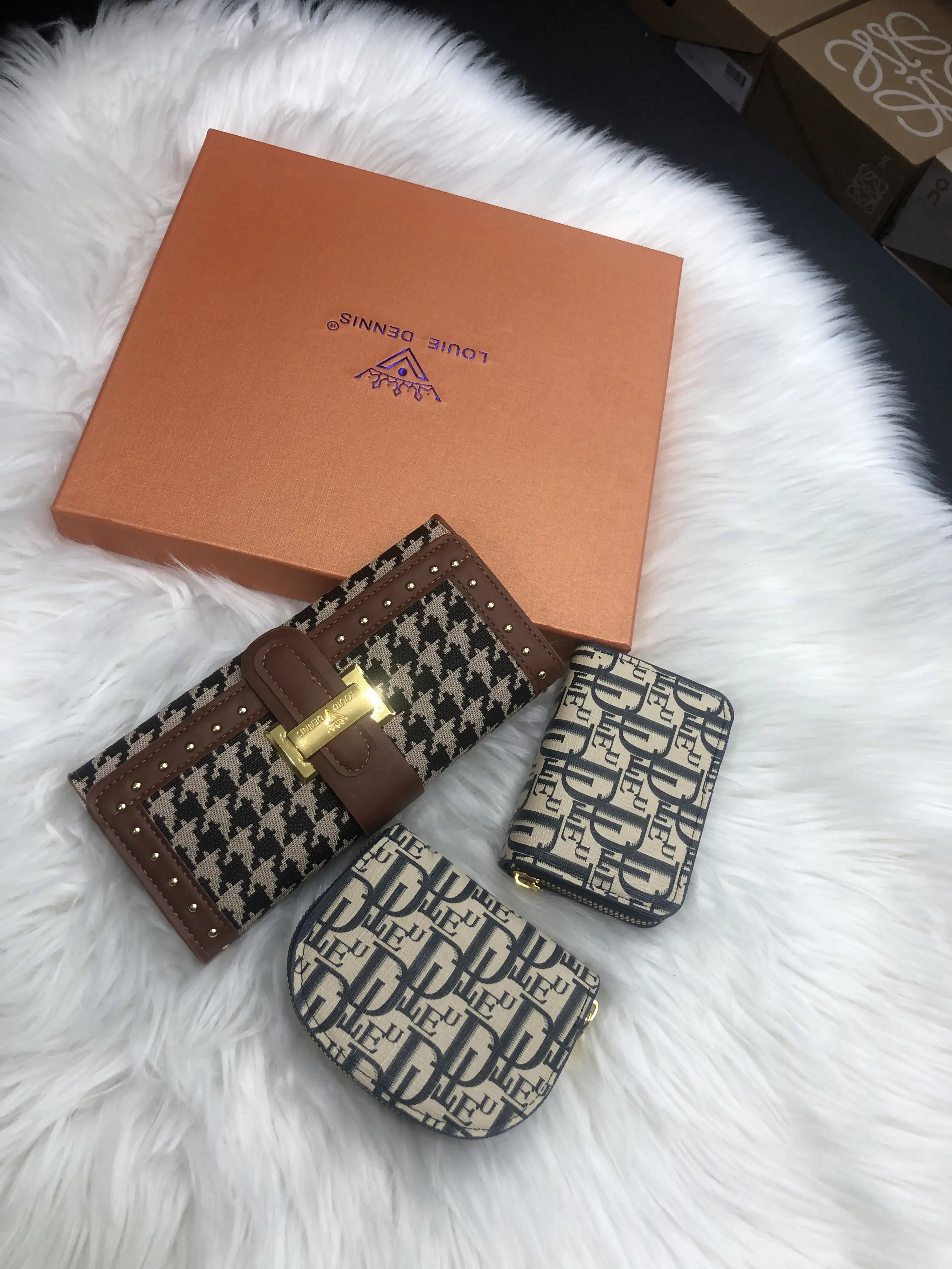 Vintage Monogram Spliced Three Piece Gift Box Waxed Brown Leather Flap Metal Lock High Density Breathable Canvas Material Short Trip Large Capacity Luxury Women Wallet Card Holder Clutch Set