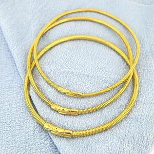 Popular Hip-Hop Spring Gold Bracelet – Unisex Design – Made of Stainless Steel