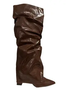 Alli-Croc Boots