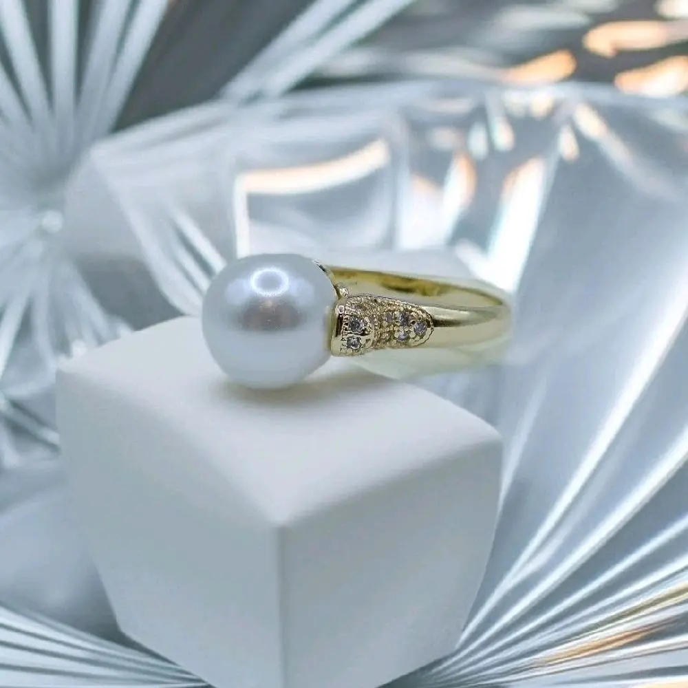 anillo laminado en oro de 14k