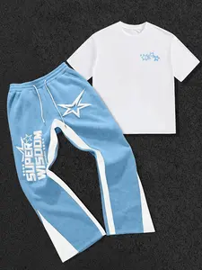 This men's two-piece set includes a star-print T-shirt and a pair of trousers, made of knit fabric, suitable for everyday wear and all seasons.