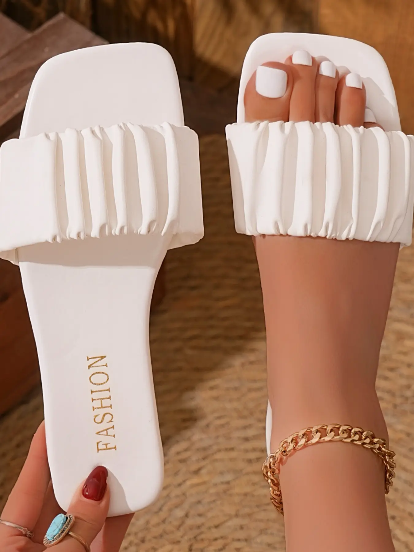 2026 Folded Wide Strap Square Toe Women's Sandals, Soft Comfortable Non-Slip, Fashionable Plain Design, Ideal for Spring Summer, Fashionable Footwear