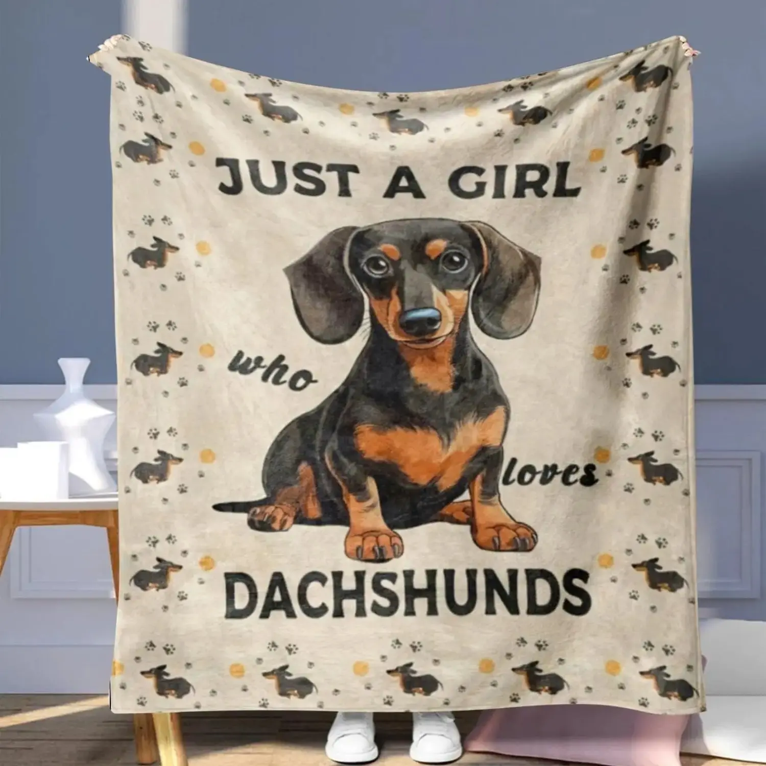 Dachshund Letter Print Blanket, Halloween Decor Cool Bedroom Casual Soft Comfortable Throw Blanket, Warm Nap Blanket for Home Sofa Bed Office Travel Camping Car, Bedding Supplies, Valentine's Day Gift