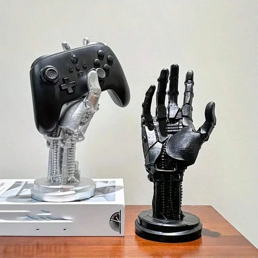 Cyberpunk Mechanical Arm Statue, Futuristic Aesthetic, Palm, Game Controller Stand, Headphone Holder, Desktop Decoration, Perfect Gift for Gamers