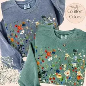 Vintage Pressed Flowers Sweatshirt Comfort Colors Boho Cottagecore Crewneck Garden Botanical Floral Pullover Fairycore Wildflowers Sweater