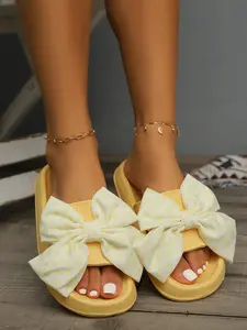 Summer Casual Beach Polka Dot Bow Women's Flip Flops, Soft Comfortable Indoor Outdoor Slip Resistant Sandals, Big Size Available Footwear