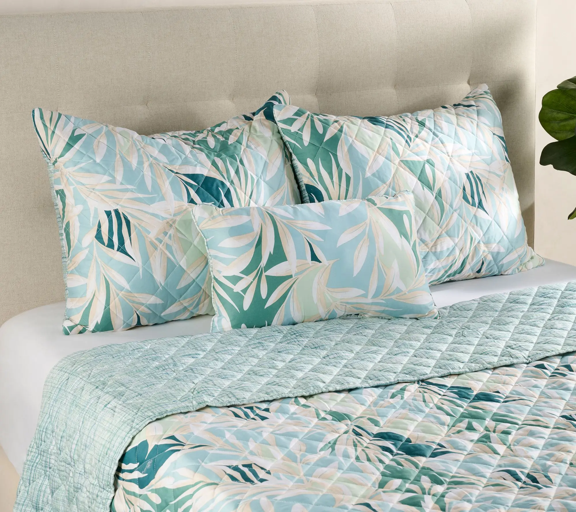 Reversible Palm Printed Queen Quilt Set by Kim Gravel