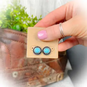 Lost Western Everyday Stud Earrings