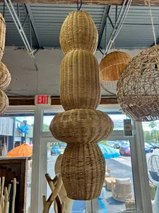 Rattan Hanging Light (1)