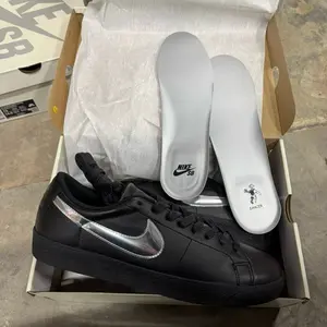 NIKE SB BLAZER LOW MENS STYLISH SKATEBOARD SNEAKER