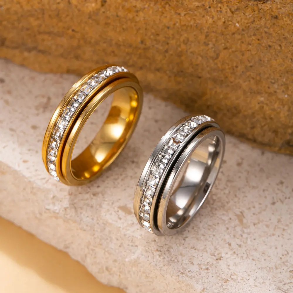 Spinning Crystal Couple Rings for Women & Men, Rotatable Baguette Ring Band, Gold Tone & Silver Tone Matching Rings for Couples, Minimalist & Y2K Jewelry