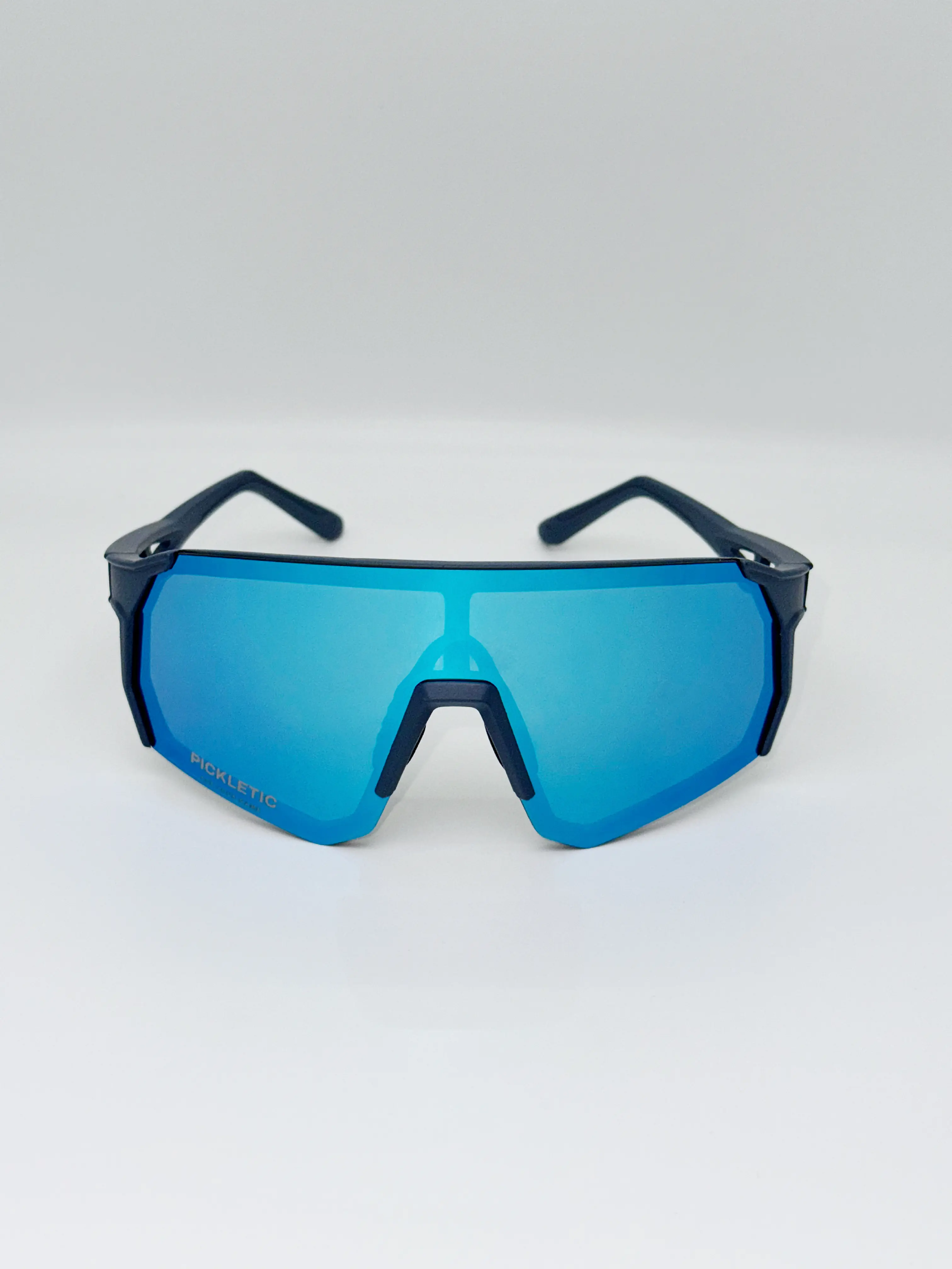 Pickletic Pickleball Safety Glasses with Photochromic & Amber Lenses – Protective Sports Eyewear with Interchangeable Nosepieces, Prescription Insert & Case