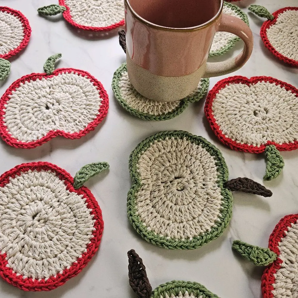 Crochet Apple Slice Coaster - 100% Cotton Handmade Tableware for Tea & Mugs - Perfect for Housewarmings & Special Occasions Dining Room Decor