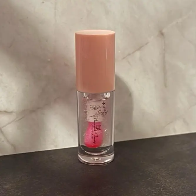 Reflection Hydrating Color Changing Lipgloss - Waterproof Makeup