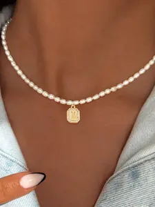 Faux Pearl Decorated Initial Pendant Necklace, Initial Letter Necklace for Women, Elegant Jewelry for Party, Daily Clothing Decor, Trendy All-match & Exquisite Jewelry for Birthday Gift