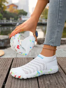 2026 New Outdoor Casual Shoes, Breathable Indoor Fitness Shoes, Lightweight Hiking Shoes, Five-Finger Shoes, Men's and Women's Beach Wading Shoes, Walking Camp Shoes