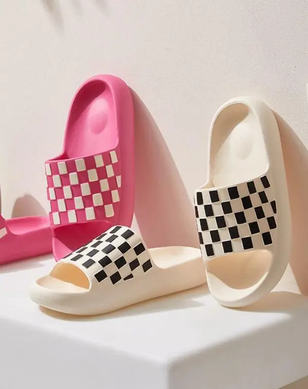 Non Slip Checkered Slides