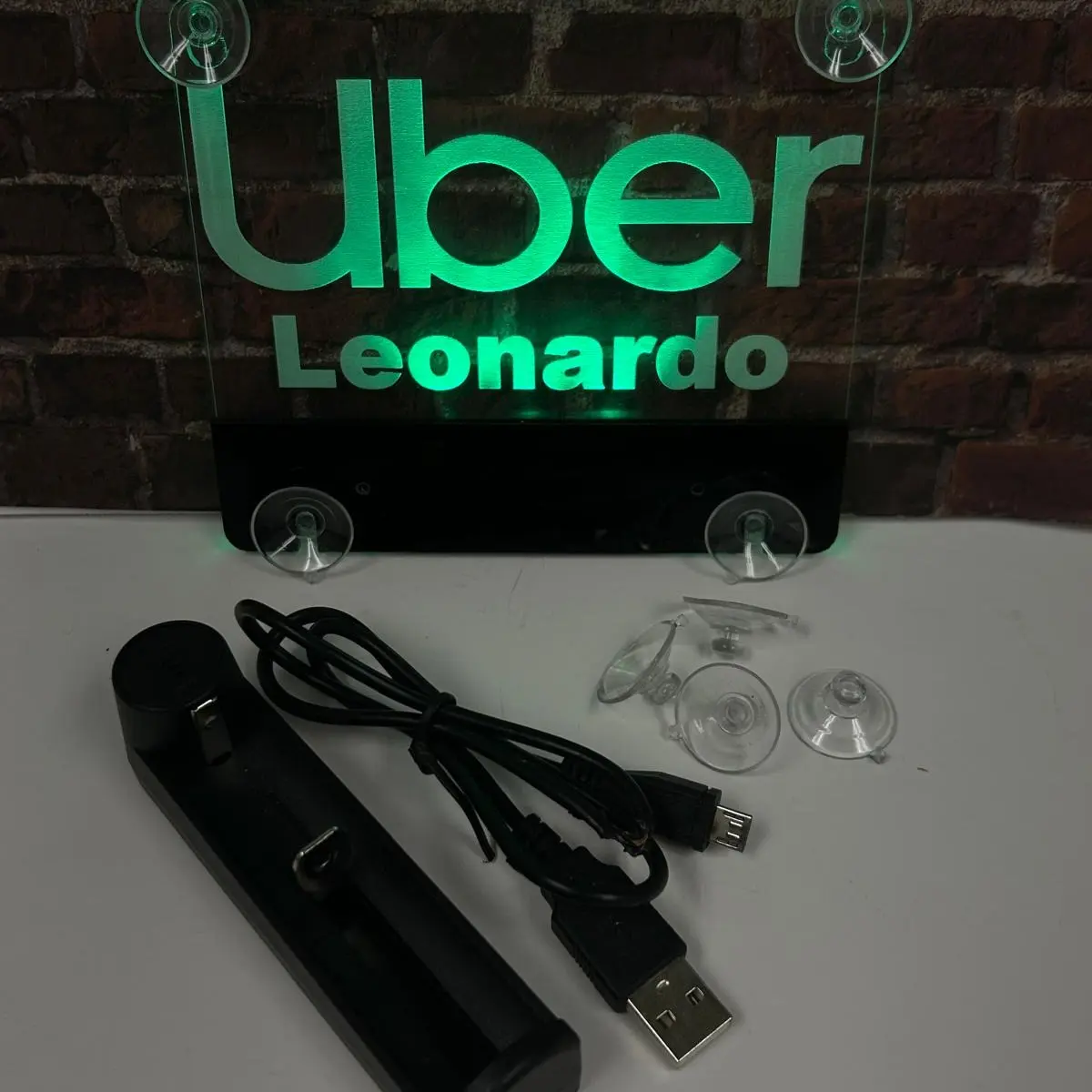 Customizable Acrylic LED Sign – 7 Color Choices, Personalized Name Display, Wireless & Rechargeable, Includes 4 Suction Cups & USB Charger, Ideal for Rideshare & Mobile Businesses