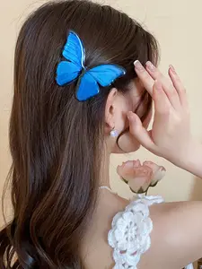 Gradient butterfly hair clip, summer dreamy blue butterfly design, small and fresh, beautiful, very suitable for daily use and special occasions, durable and fashionable accessory