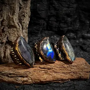 Natrual Irregular Blue Labradorite Gemstone Ring Vintage Bronze Adjustable Unshaped Original Raw Stone Ring for Women Men Girls Boys Party Jewelry Gift Birthday Anniversary Christmas Hallowmas Fashion Ring