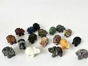 These elephant-shaped sculptures, made of various crystal materials, are extremely finely crafted.（6cm）