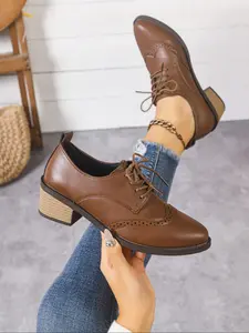 Fashionable British Style PU Leather Block Heel Shoes, Lace-Up Design, Carved Details, Vintage Elegance, Commuter & Casual Wear