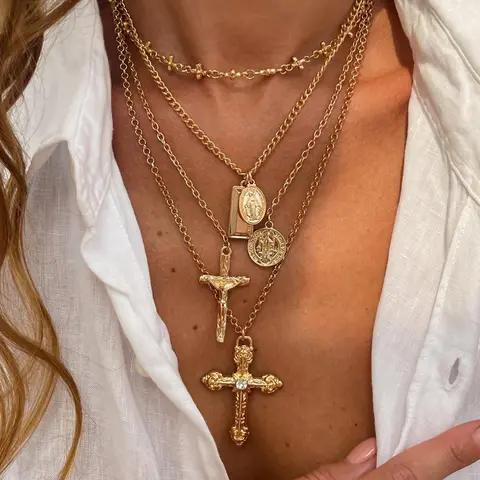 4-Piece Vintage Metal Geometric Circle Pendant Layered Stacking Necklace Set, Women's Punk Style Jesus Cross Pendant Jewelry, Geometric