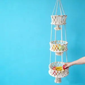 Handmade Bamboo Basket Hanging Fruit Holder, Bohemian Style Decorative Plant Wreath, Natural Fiber Storage Solution