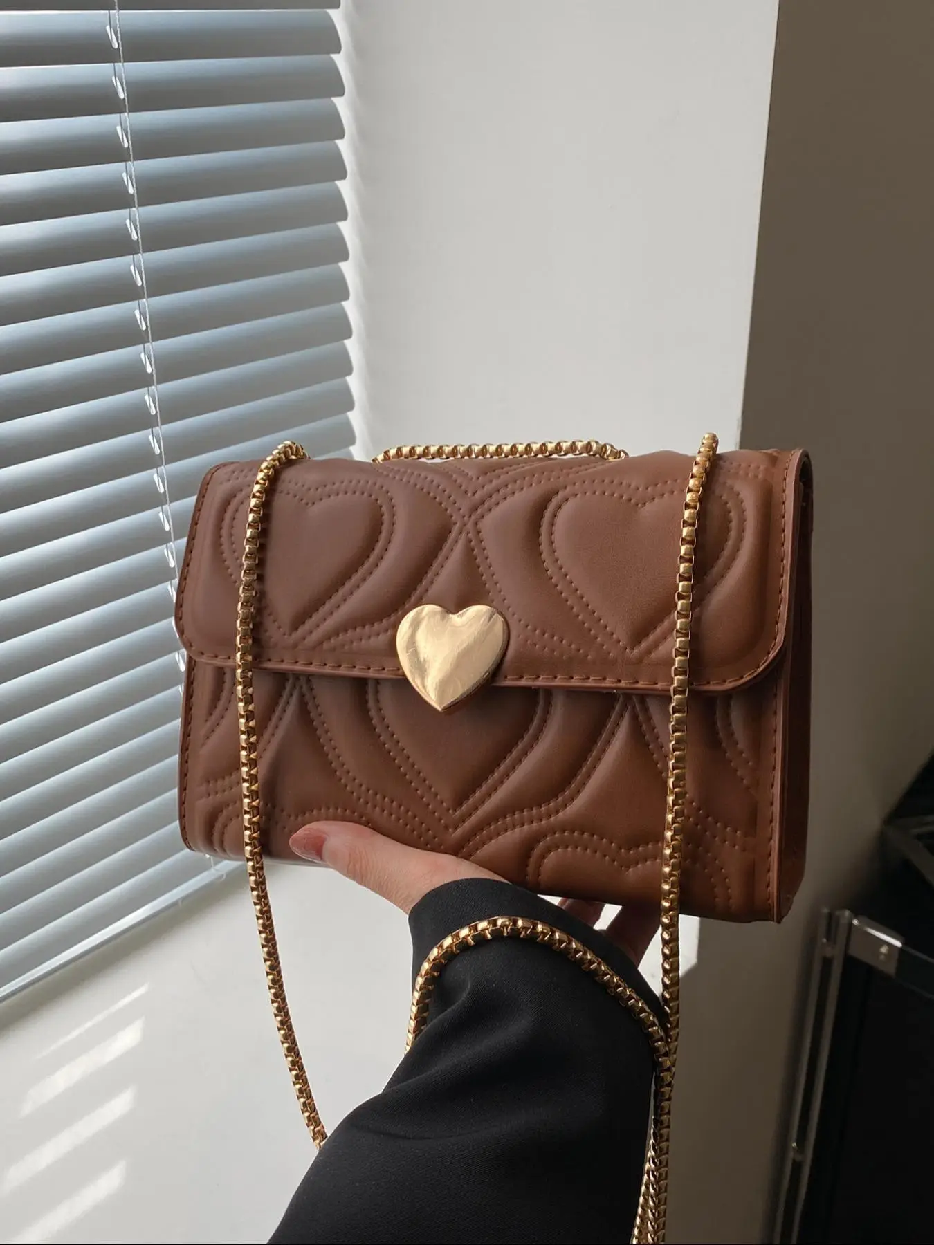 Heart Decor Heart Quilted Flap Square Bag, with Chain Strap, Solid Color Crossbody Bags for Women, Casual Trendy Versatile High-quality Daily Commutin