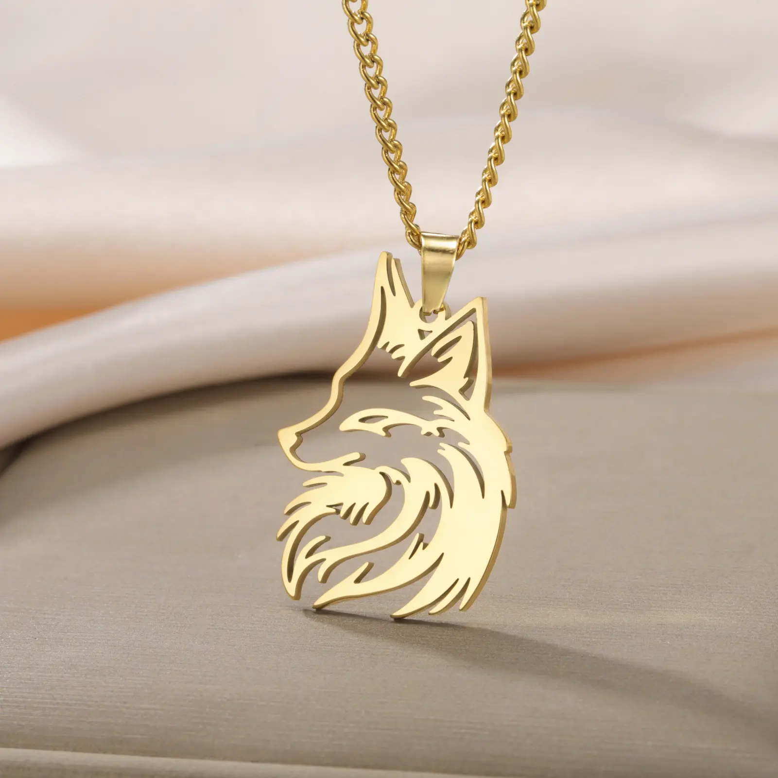 Cazador Stainless Steel Fox Pendant Necklace Jewelry for Women Men Gold Color Animal Neck Necklace 2026 Trend Gift Wholesale