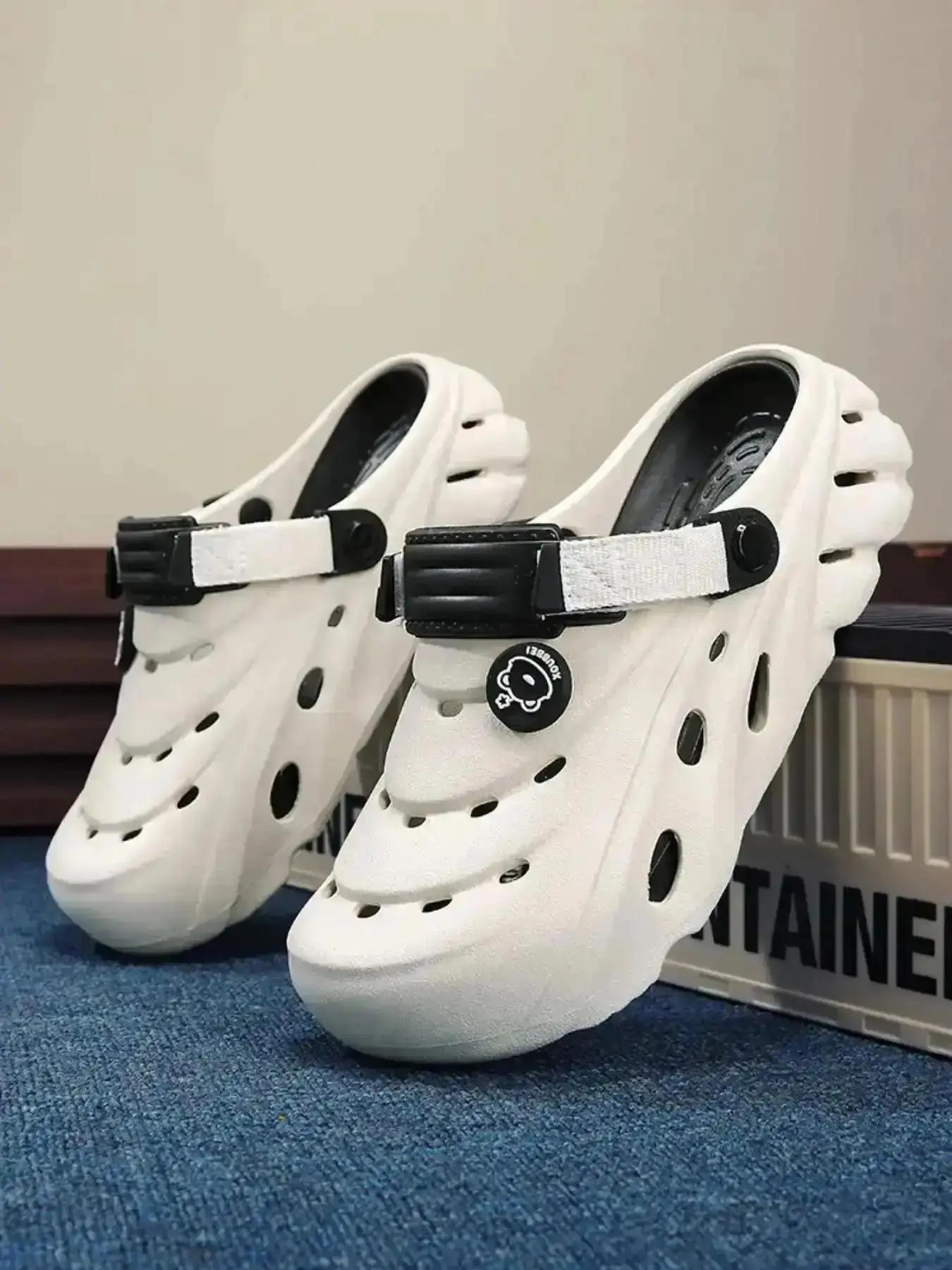 Unisex Classic EVA Clogs - Comfortable, Soft-Cushioned, Breathable Hole Slippers for Beach & Daily Wear, Fashionable Footwear 's & Women's Use, Lightweight, Stylish, Relaxed, Casual