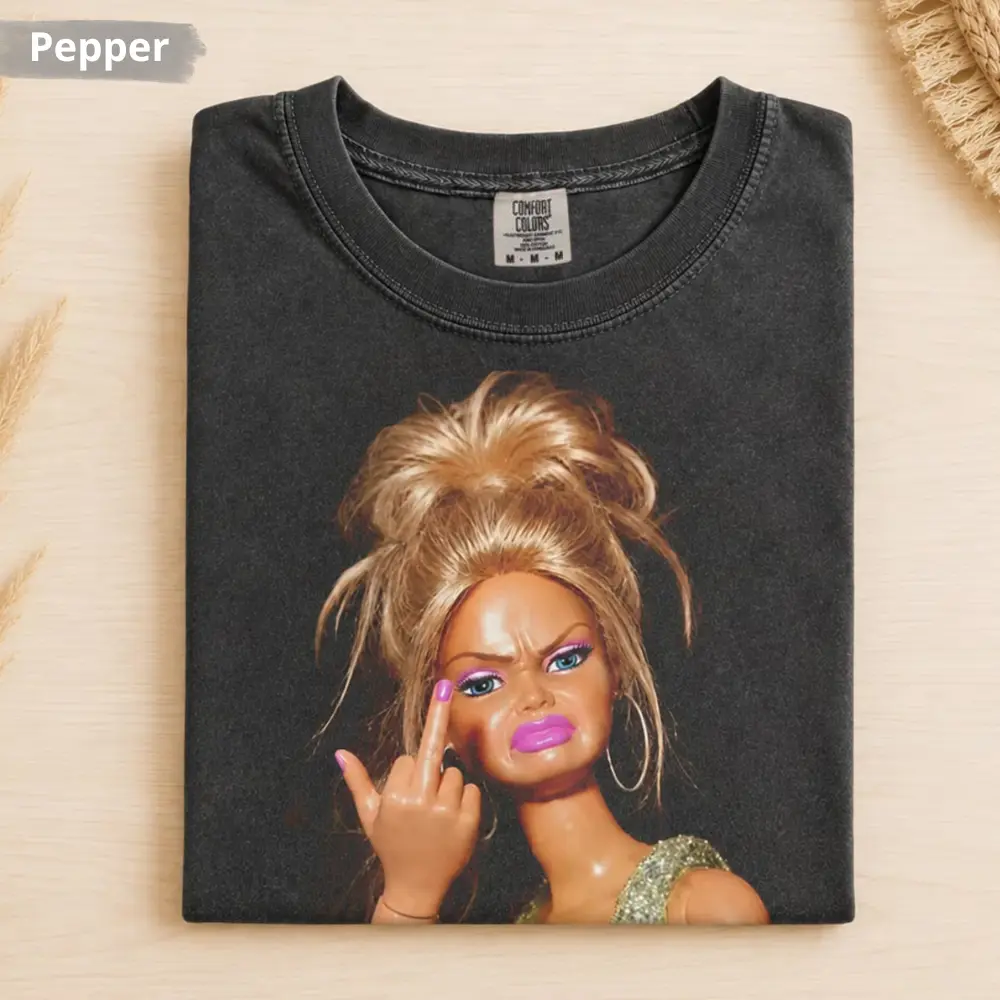 Comfort Colors Middle Finger Doll Funny Meme T Shirt, Shocked Disgusted Doll Sarcastic Ironic T-Shirt, Unhinged Inappropriate TShirts, Women Humor Joke Gag Graphic Tee