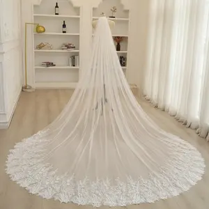 Graceful bridal veil,exquisitely elegant wedding veil,minimalist chic veil,romantic blossoming branch veil