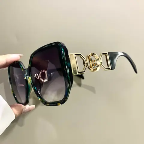 Trendy Fashionable Glasses, NovelHo llow Metal & PC Frame Temples, Eyeglasses for Men and Women, Large Polygonal Frames Eyewear for All Seasons, Stylish Glasses
