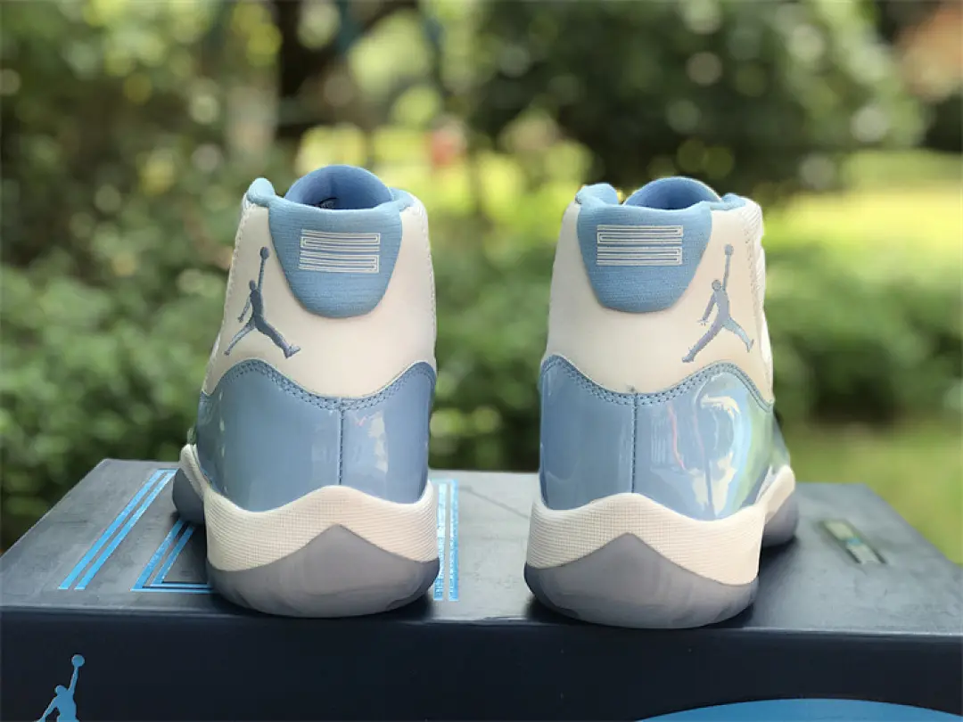 Patent Light Blue White High Tops Ice Blue Crystal Wavy Outsole Cushion Midsole Fashion Sneakers
