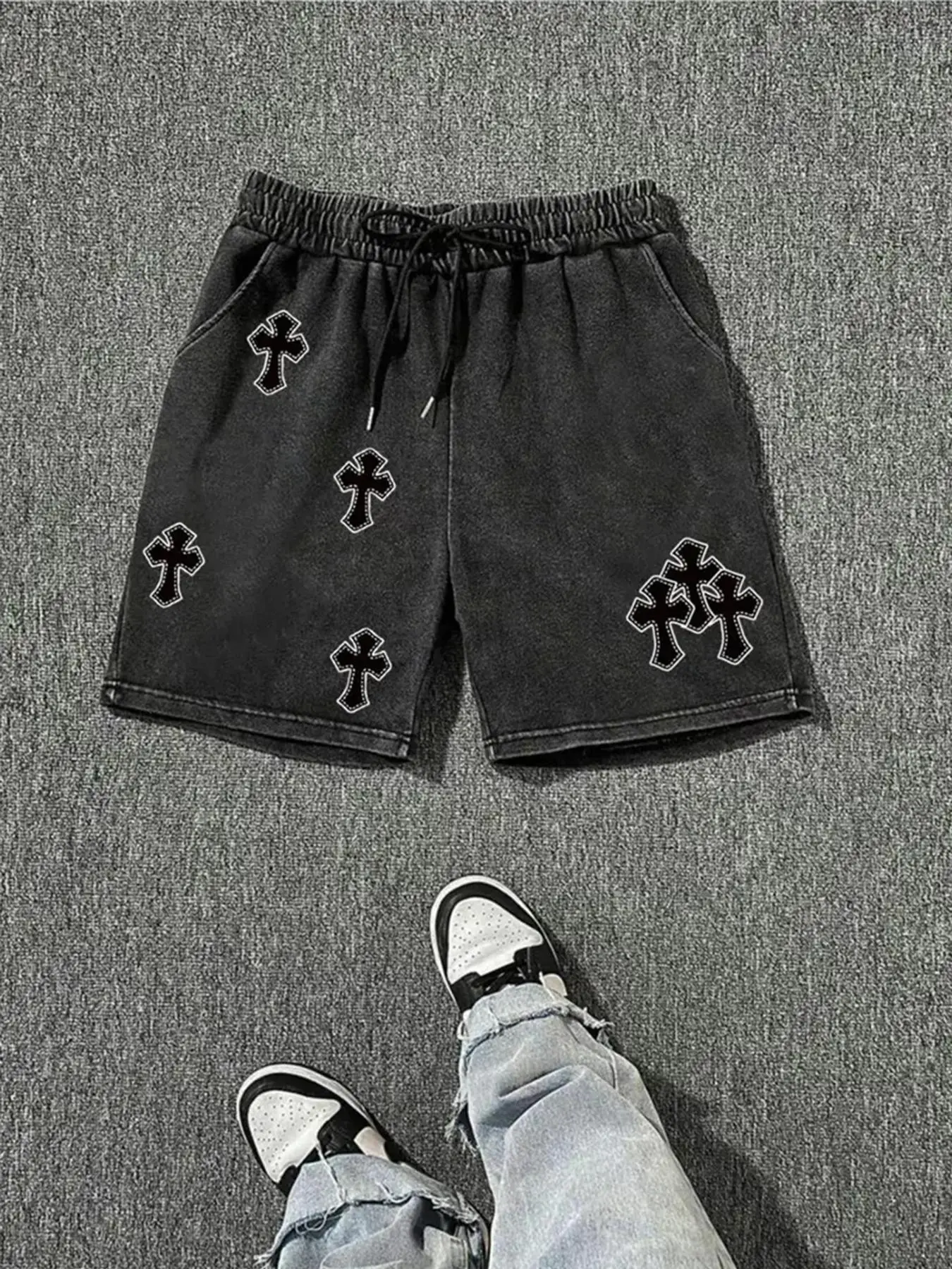 Men's Cross Print Graphic Shorts, Regular Fit Casual Street Fashion Shorts for Summer, Men's Bottoms for Daily Wear, Athletic Clothes, Loose Fit Shorts, Drawstrings Shorts, Criss Cross Shorts, Drawstring Beach Shorts, Athleisure Street Shorts