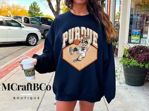 Retro Vintage Distressed Purdue Basketball Unisex Heavy Blend Crewneck Sweatshirt