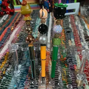 Beaded Pen (rare) 3/40