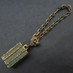 Pre-owned Louis Vuitton Brass Small Leather Goods Vintage Trunk Key Holder