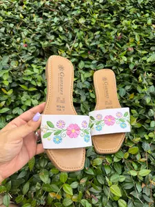 Noelia Embroidery Huaraches