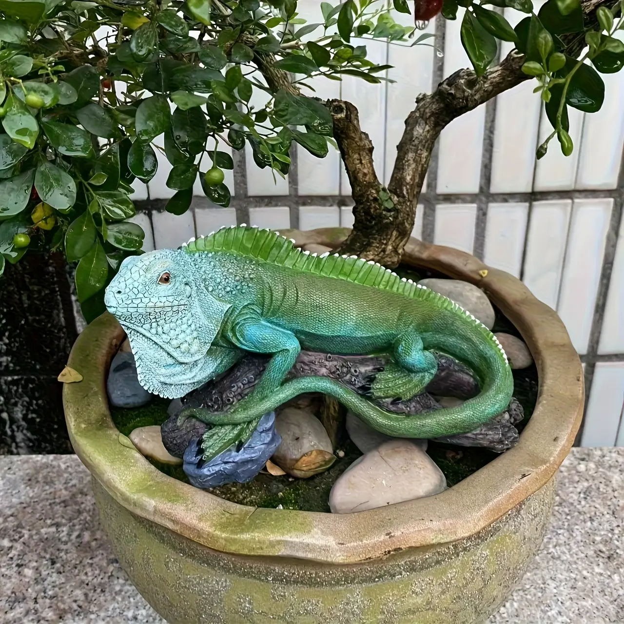 1pc Resin Lizard Statue - Outdoor Decorative Arts And Crafts Ornament, Indoor And Outdoor Garden Decoration, Simulation Reptile Theme Sculpture, Suitable For Garden Courtyard, Porch Balcony, Halloween, Christmas Excellent Gift