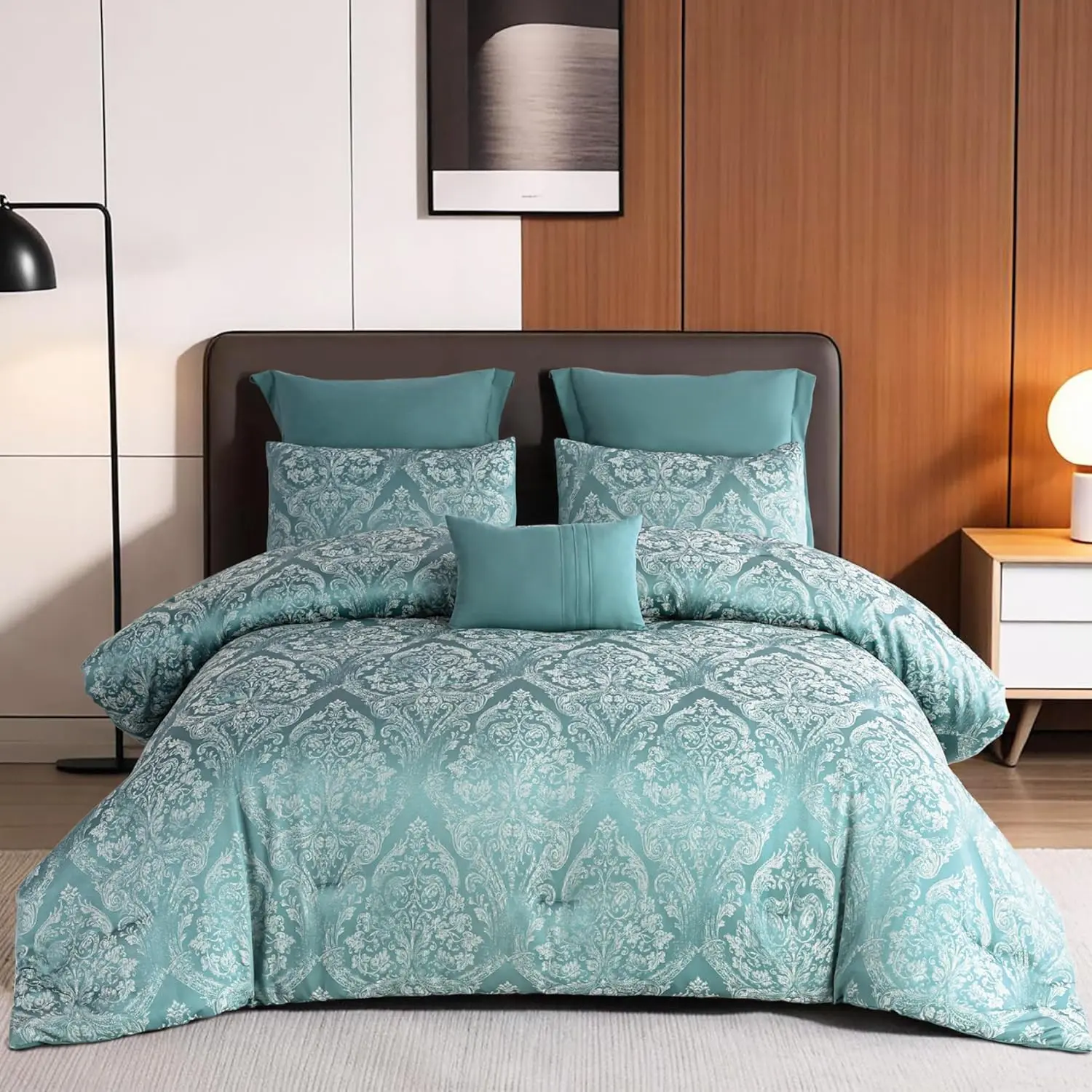 Size Jacquard Bedding Comforter Set - All Season, Luxurious Elegance - 1 Comforter, 2 Pillow Shams, 2 Euro Shams