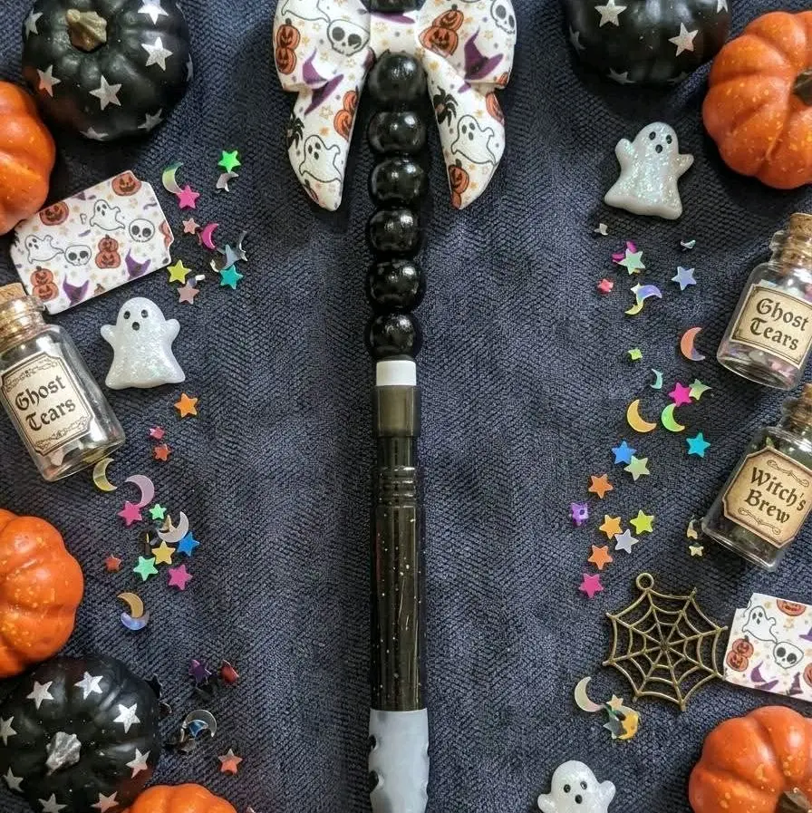 black mechanical pencil with bow focal bead Halloween print.