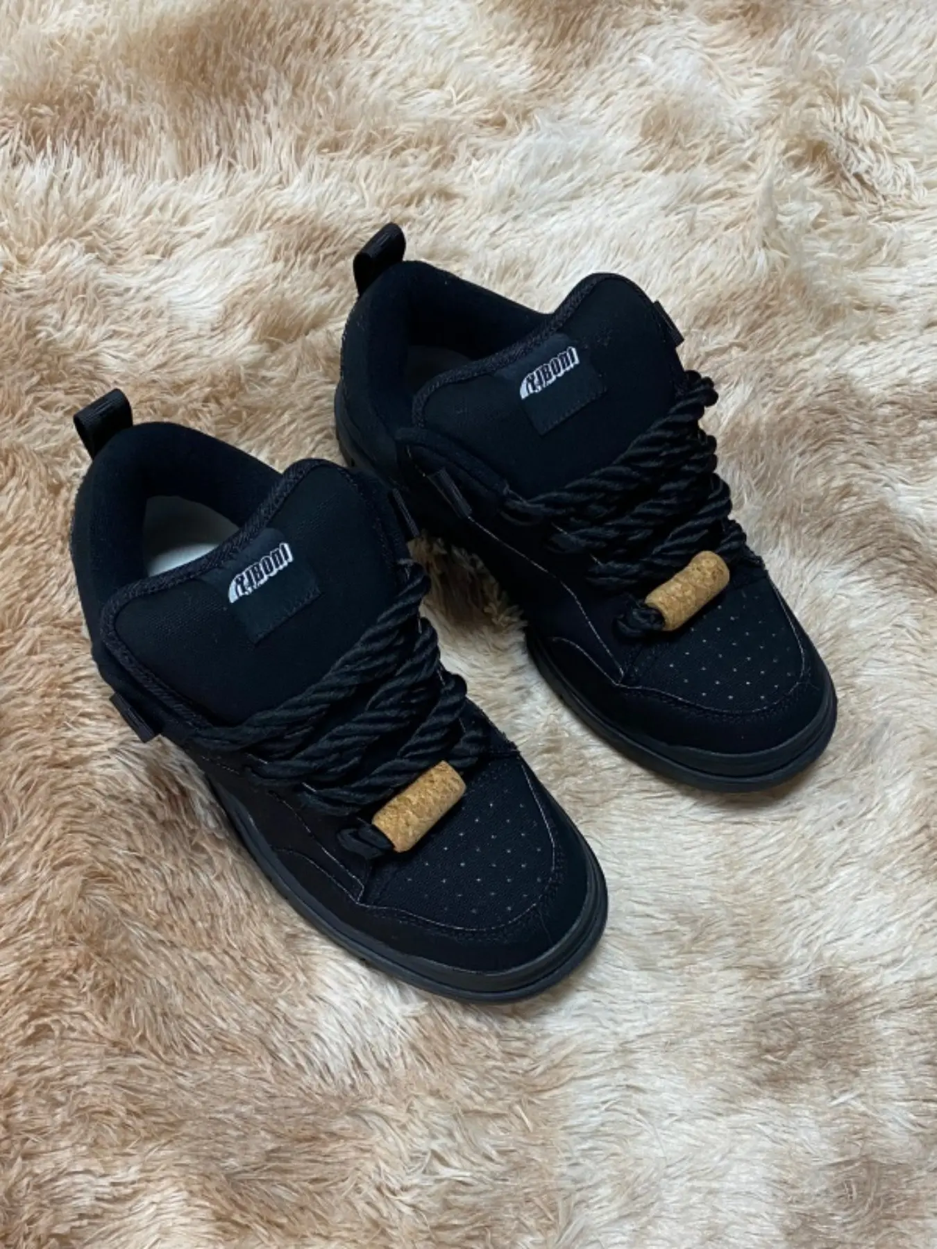 Warrior Casual Shoes for Men, Plain Canvas Sneakers, Low Top Rubber Sole, Fall & Winter Streetwear, Retro Skateboard Shoes, Sports Athletic Shoes, Walking Shoes, Footwear